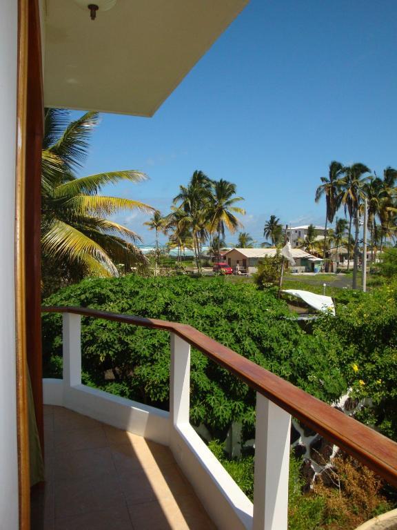Hotel La Laguna Galapagos プエルト・ビジャミル エクステリア 写真
